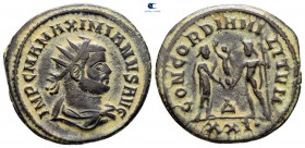 Maximianus Herculius AD 286-305. Heraclea. Radiatus Æ
