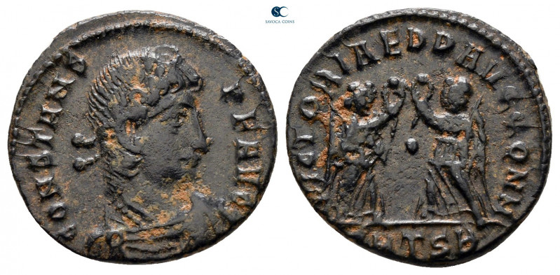 Constans AD 337-350. Thessaloniki
Follis Æ

17 mm, 1,66 g



nearly very ...