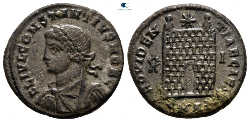 Constantius II, as Caesar AD 337-347. Heraclea
Follis Æ

18 mm, 3,12 g


...