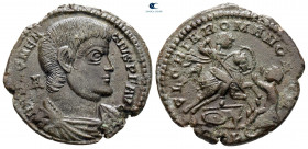 Magnentius AD 350-353. Treveri. Nummus Æ