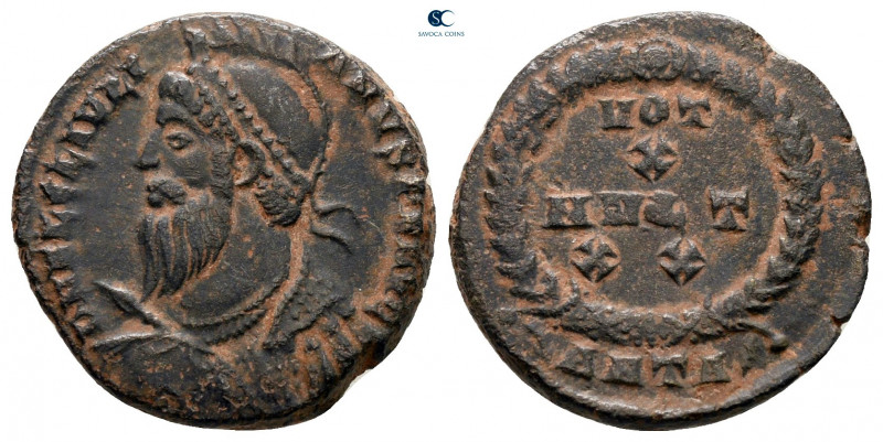 Julian II AD 360-363. Antioch
Follis Æ

18 mm, 2,98 g



nearly very fine...