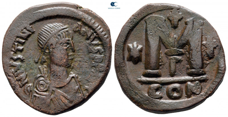 Justinian I AD 527-565. Constantinople
Follis or 40 Nummi Æ

31 mm, 16,33 g
...