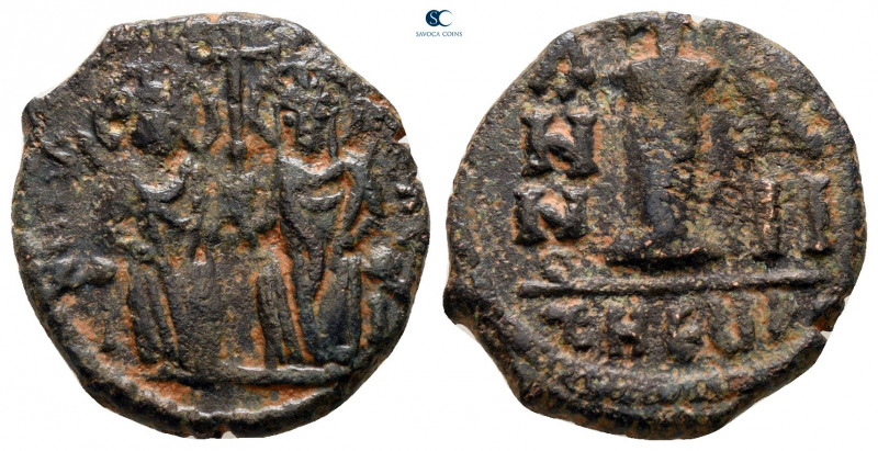 Justin II and Sophia AD 565-578. Theoupolis (Antioch)
Decanummium Æ

18 mm, 3...