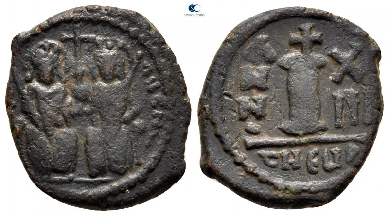 Justin II and Sophia AD 565-578. Theoupolis (Antioch)
Decanummium Æ

19 mm, 3...