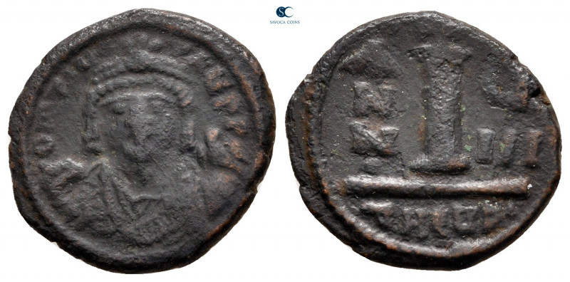 Maurice Tiberius AD 582-602. Theoupolis (Antioch)
Decanummium Æ

18 mm, 2,78 ...