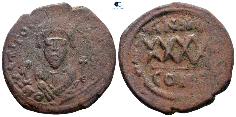 Phocas AD 602-610. Constantinople
Follis or 40 Nummi Æ

30 mm, 12,77 g


...