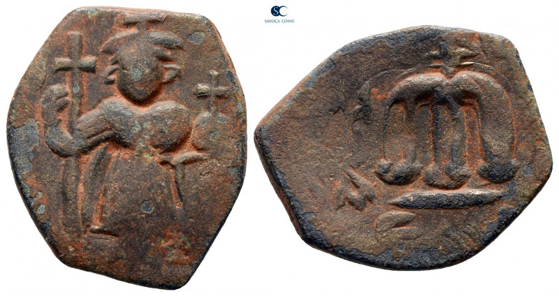 Constans II AD 641-668. Constantinople
Follis or 40 Nummi Æ

22 mm, 3,82 g
...