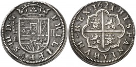 1621/08. Felipe III. Segovia. /C. 2 reales. (Cal. 370 var). 6,43 g. Buen ejemplar. Ex Colección Lepanto, Áureo 27/04/1999, nº 416. Muy rara. MBC+.