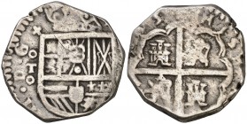 1615. Felipe III. Toledo. 2 reales. (Cal. falta). 6,10 g. Conocemos otro ejemplar de 4 reales con la misma marca de ceca. Sirvió como joya. Rara. (MBC...