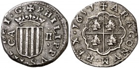 1651. Felipe IV. Zaragoza. 2 reales. (Cal. 964). 6,17 g. Acuñación redonda. Sin orla interior en anverso. Muy atractiva. Rara y más así. MBC+.