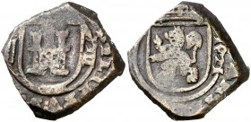 121 (sic). Felipe IV. Segovia. 8 maravedís. (Cal. 1515 var) (J.S. F-130). 6,94 g. El 6 de la fecha invertido. Fecha sobre la orla interior. Escasa. MB...
