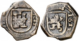 1622. Felipe IV. Segovia. 8 maravedís. (Cal. 1517 var) (J.S. F-177, mismo ejemplar). 5,82 g. Sin indicación de ceca ni valor. Fecha a derecha en anver...