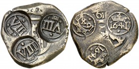 1641. Felipe IV. Segovia. (J.S. pág. 298, mismo ejemplar). 9,66 g. Prueba de punzón de valor VIII de 1641, nítidamente aplicada 3 veces sobre 8 marave...