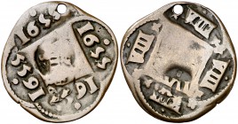 1655. Felipe IV. (J.S. pág. 340, mismo ejemplar). 5,01 g. Prueba de punzón de valor VIII de 1655 aplicada 4 veces sobre cospel ilegible. Sin marca de ...