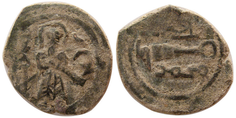 Arab Sasanian, Umayyad period, AE fulus (2.52 gm; 20 mm). standing Khalif, to th...