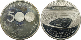 Europäische Münzen und Medaillen, Ungarn / Hungary. Fußball WM in Mexiko - Stadion. 500 Forint 1986, Silber. 0.58 OZ. KM 657. Polierte Platte