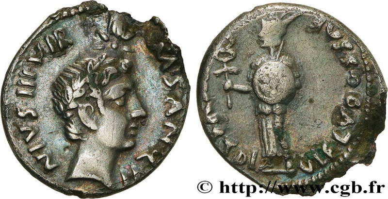 AUGUSTUS
Type : Denier 
Date : 17 A.C. 
Mint name / Town : Rome 
Metal : silver ...