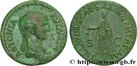 ANTONIA
Type : Dupondius 
Date : 41-45 
Mint name / Town : Rome 
Metal : copper 
Diameter : 29  mm
Orientation dies : 6  h.
Weight : 13,07  g.
Rarity ...