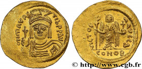 MAURICE TIBERIUS
Type : Solidus 
Date : 583-601 
Mint name / Town : Constantinople 
Metal : gold 
Millesimal fineness : 1.000  ‰
Diameter : 22  mm
Ori...
