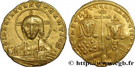 CONSTANTINE VII PORPHYROGENITUS
Type : Solidus 
Date : 945-955 
Mint name / Town : Constantinople 
Metal : gold 
Diameter : 19  mm
Orientation dies : ...