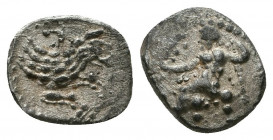 Cilicia. Laranda 324-323 BC. Obol AR.

Weight: 0.6 gr
Diameter: 10 mm