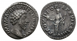 Marcus Aurelius, 161-180. Rome, circa AD 170-171.
Denarius, AR

Weight: 3.1 gr
Diameter: 17 mm