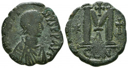 ANASTASIUS I, (A.D. 491-518), AE follis, issued 512-517, Constantinople mint.

Weight: 15.7 gr
Diameter: 29 mm
