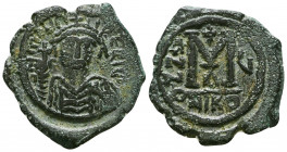 Maurice Tiberius. A.D. 582-602. AE follis. Nicomedia.

Weight: 11.8 gr
Diameter: 27 mm