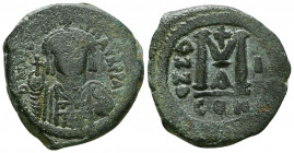 Tiberius II Constantine. 578-582 AD. Constantinople, AE Follis.

Weight: 12.7 gr
Diameter: 28 mm