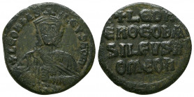 Leo VI (886-912 AD). AE Follis, Constantinopolis (Istanbul).

Weight: 6.4 gr
Diameter: 25 mm