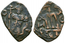 Arab-Byzantine AE Follis.

Weight: 4.5 gr
Diameter: 26 mm