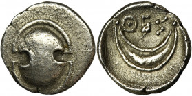 Greece, Boeotia, Thespiai, Obol Boeotia Thespiai, Obol circa 400-350 BC
 Obverse: boeotian shield
 Reverse: crescent, ΘΕΣ above
 Weight 
 Beocja
...
