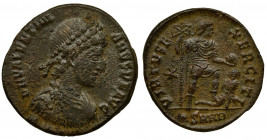 Roman Imperial, Valentinian II, Maiorina - RARE Rare Valentinian II maiorina from the Heraclei mint, with an asterisk in the left field and the mint m...