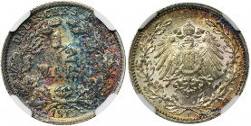 Germany, Kingdom of Prussia, Wilhelm II, 1/2 mark Stuttgart 1915 F - NGC MS65 Menniczy egzemplarz w pięknej, tęczowej patynie.
Reference: AKS 6, Jaeg...