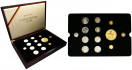Germany, 130 Jahre Deutsche Mark 1871-2001 Two coins are missing.&nbsp; All in mint condition.&nbsp; 
 Piękny zestaw monet wybitych stemplem lustrzan...