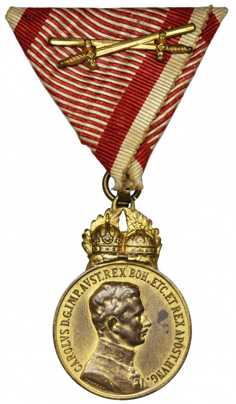 Austria-Hungary, Charles I, Medal for Military Merit Signum Laudis Medal introdu...