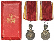 Norway, Haakon VII and Maud, Coronation medal 1906 1st class medal with a ribbon in box.
 Medal I klasy wraz ze wstążką, w pudełku.
Reference: Hallb...