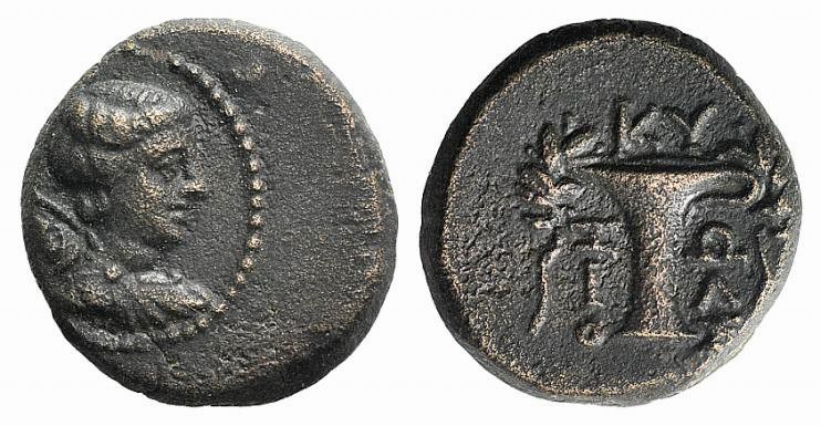 Aeolis, Kyme, c. 165-early 1st century BC. Æ (16mm, 4.60g, 12h). Zoilos, magistr...