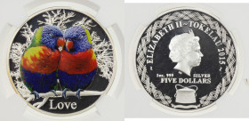 TOKELAU ISLAND: New Zealand Territory, AR 5 dollars, 2015, Rainbow Lorikeets, multicolored applique, QEII on obverse, 1 troy ounce silver crown (39mm)...
