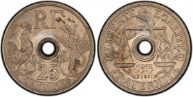 France. IIIe République, Essai de 25 centimes par Becker, petit module, Paris, 1913, Ni 3.08 g.
Ref : GEM 67.4, Gadoury (1989) 368, Maz 2142b (R2)
Con...