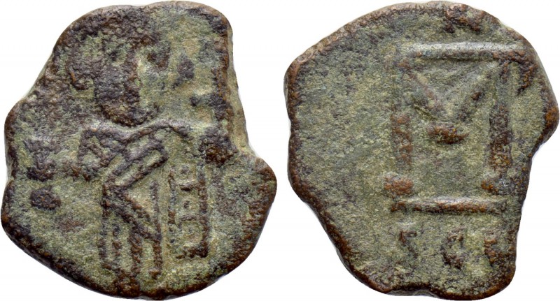 LEONTIUS (695-698). Follis. Syracuse. 

Obv: Leontius standing facing, holding...