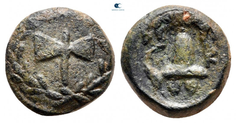Kings of Macedon. Uncertain mint circa 350-250 BC. 
Bronze Æ

10 mm, 1,80 g
...