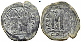 Justin II and Sophia AD 565-578. Constantinople. Follis or 40 Nummi Æ