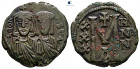 Leo III the "Isaurian", with Constantine V AD 717-741. Constantinople. Follis Æ