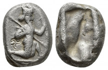 Greek Coins
ACHAEMENID EMPIRE Time of Darius I to Xerxes I 505-480 BC. Siglos AR Persian king kneeling-running right, holding spear and bow, quiver ov...