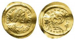 Byzantine
Justinian I AV Semissis. Constantinopolis, AD 527-565. DN IVSTINIANVS PP AVG, diademed, draped and cuirassed 
bust right / VICTORIA AVGGG, V...