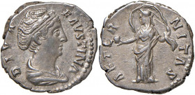 Faustina I (moglie di Antonino Pio) Denario - Busto a d. - R/ L’Eternità stante a s. - RIC 351 AG (g 3,65)
SPL