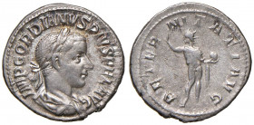 Gordiano III (238-244) Denario - Busto laureato a d. - R/ Il Sole stante a s. - RIC 111 AG (g 3,00)
BB