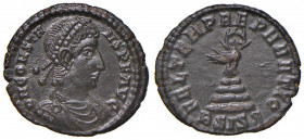 Costante (337-350) Maiorina (Siscia) - Busto diademato e drappeggiato a d. - R/ La Fenice a d. sopra una pira - RIC 232 AE (g 2,46)
SPL