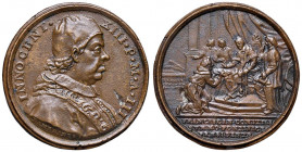 Innocenzo XIII (1721-1724) Medaglia A. III 1723 - Opus: Hamerani - AE (g 15,0 - Ø 33 mm) R Mancanza di metallo al D/
BB/SPL